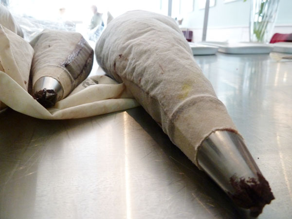 Piping bags, Thimble Cakes