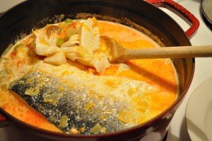 Chowder, poaching the seafood - Food Gypsy Chowder, poaching the seafood - Food Gypsy