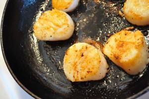 Sear the scallops - Food Gypsy