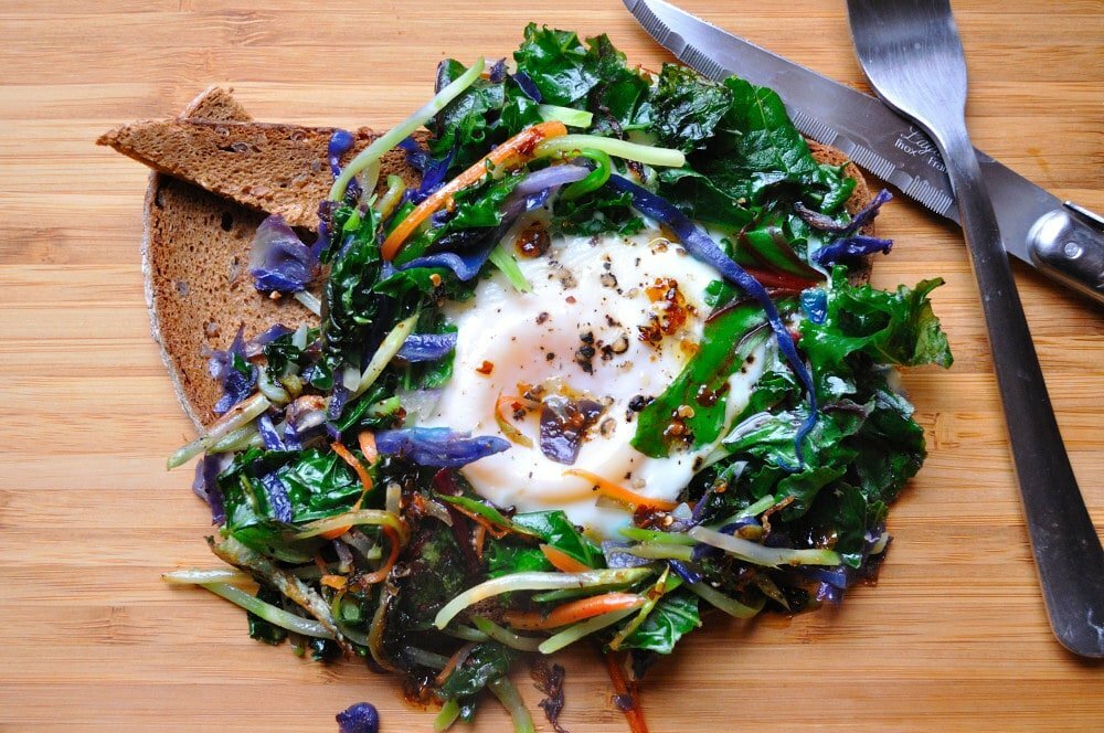 Eggs with Super Greens - Food Gypsy