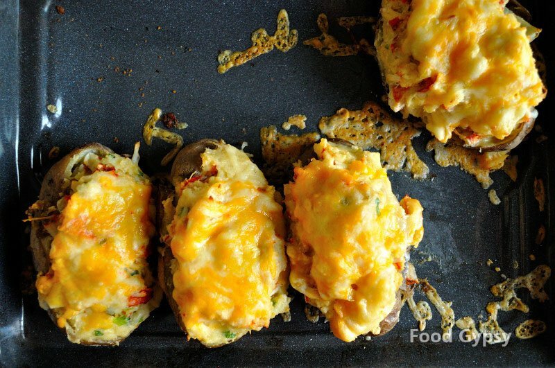 Lobster Stuffed Baked Potatoes, hot - FG Lobster Stuffed Baked Potatoes, hot - FG