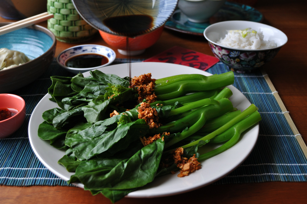 Chinese Greens with Garlic 