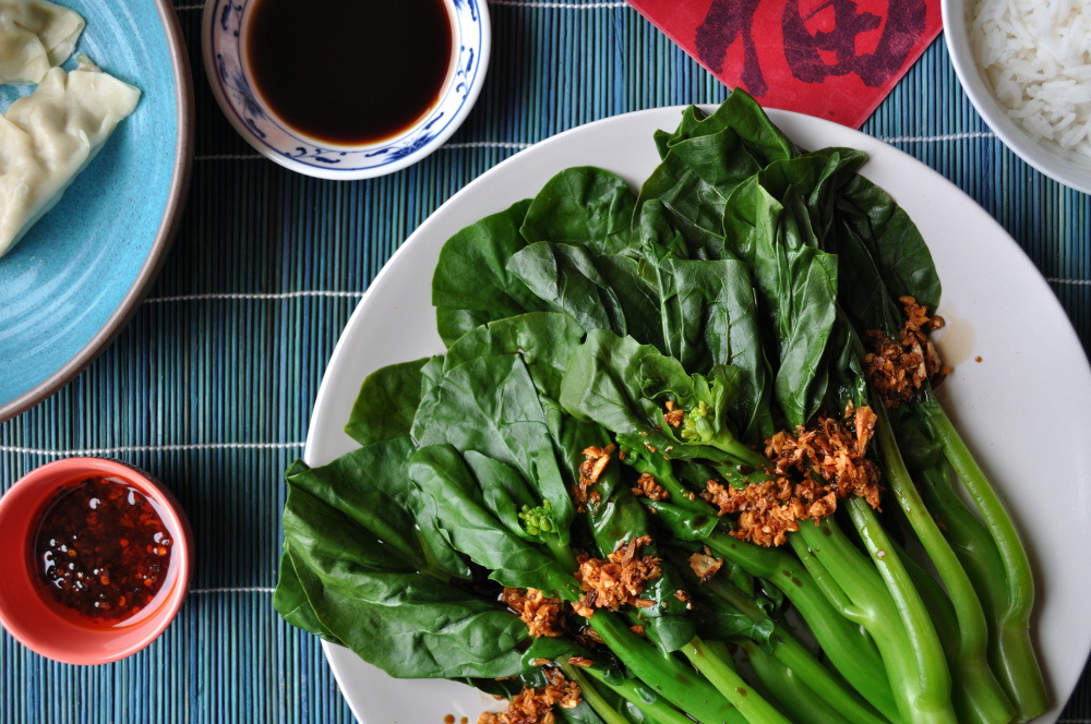 Easy Chinese Greens with Crispy Garlic 