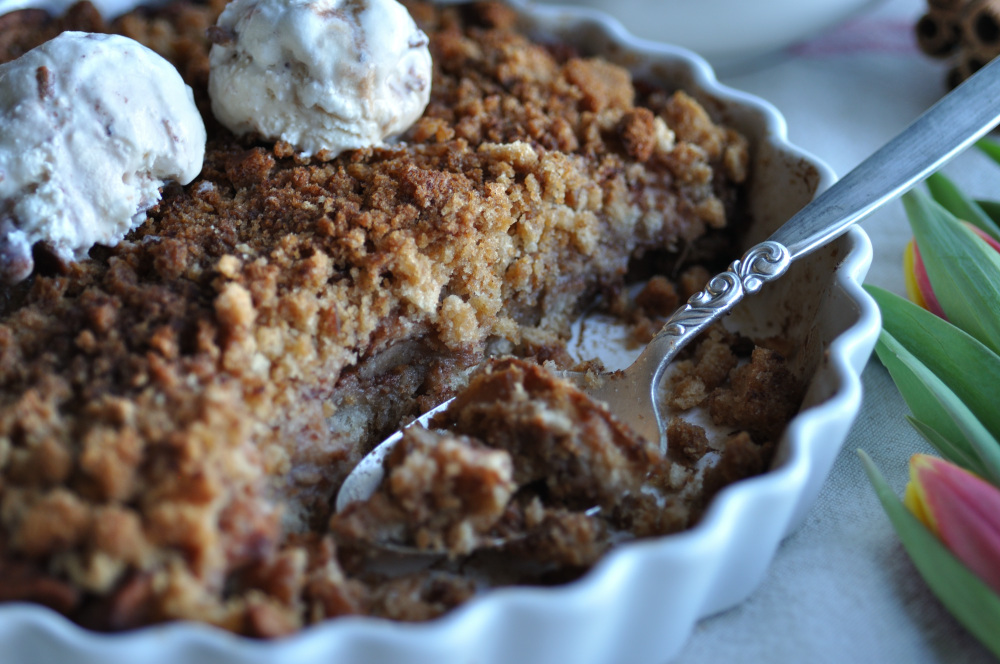 Old Fashioned Apple Charlotte