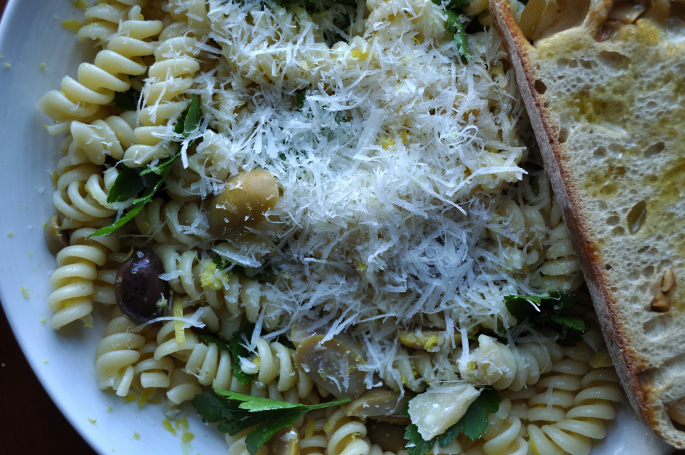 Easy Lemon Olive Pasta Recipe
